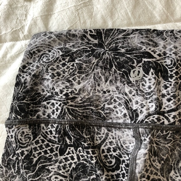 LULULEMON cropped leggings - Picture 3 of 4